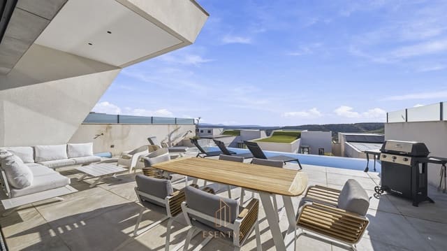 4 Zimmer Villa zu verkaufen in Ciudad Quesada, Rojales mit Pool Garage - 699.000 € (Ref: 9890630)