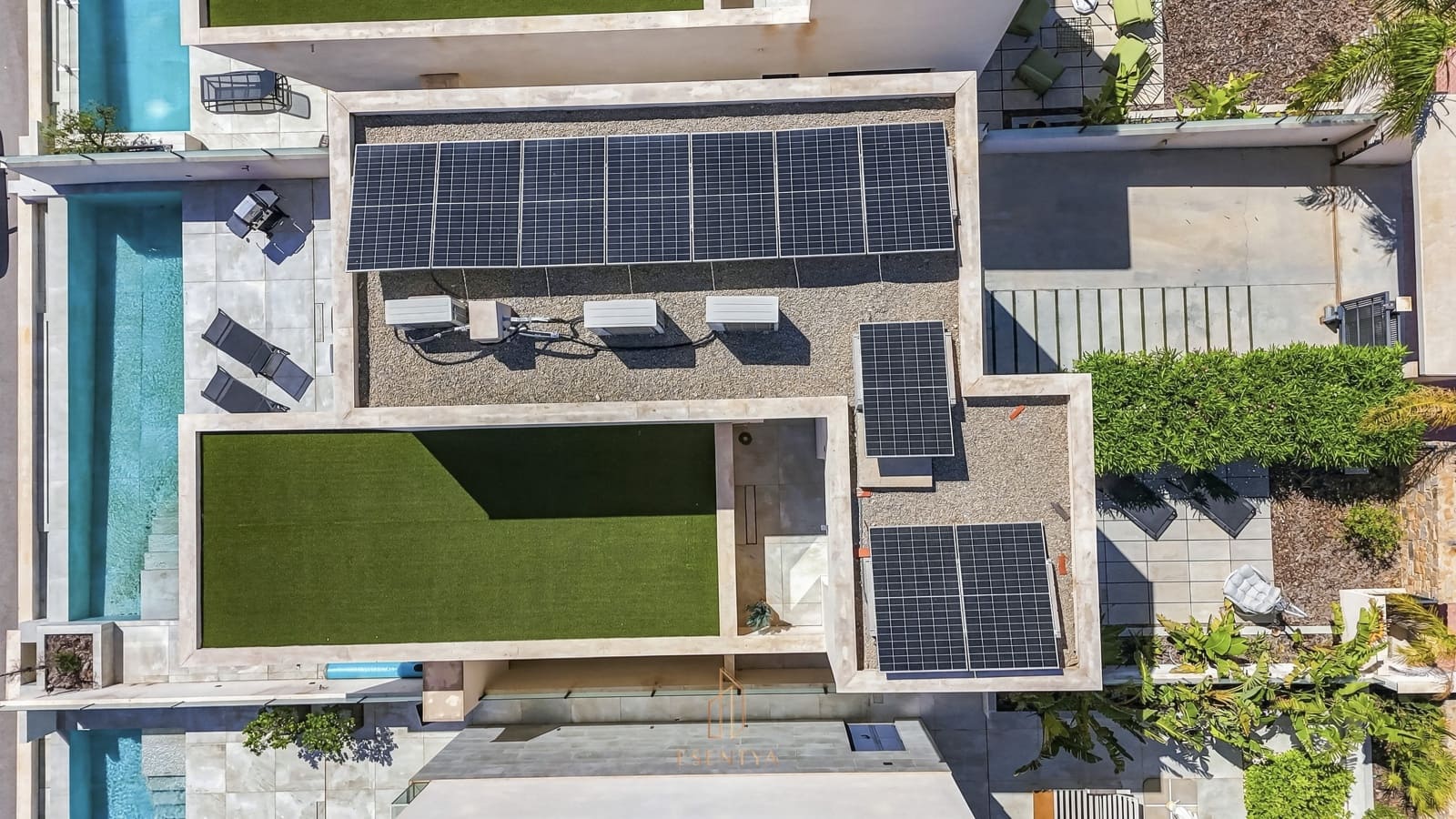 4 bedroom Villa for sale in Ciudad Quesada with pool garage - € 699,000 (Ref: 9890630)