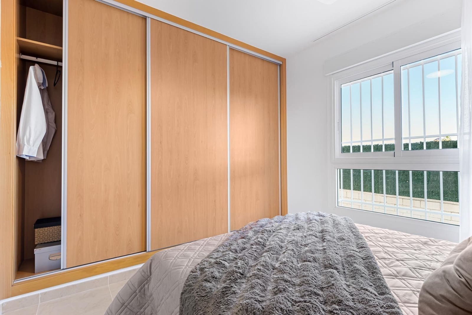 2 soverom Leilighet til salgs i Orihuela Costa med svømmebasseng garasje - € 240 500 (Ref: 9981885)