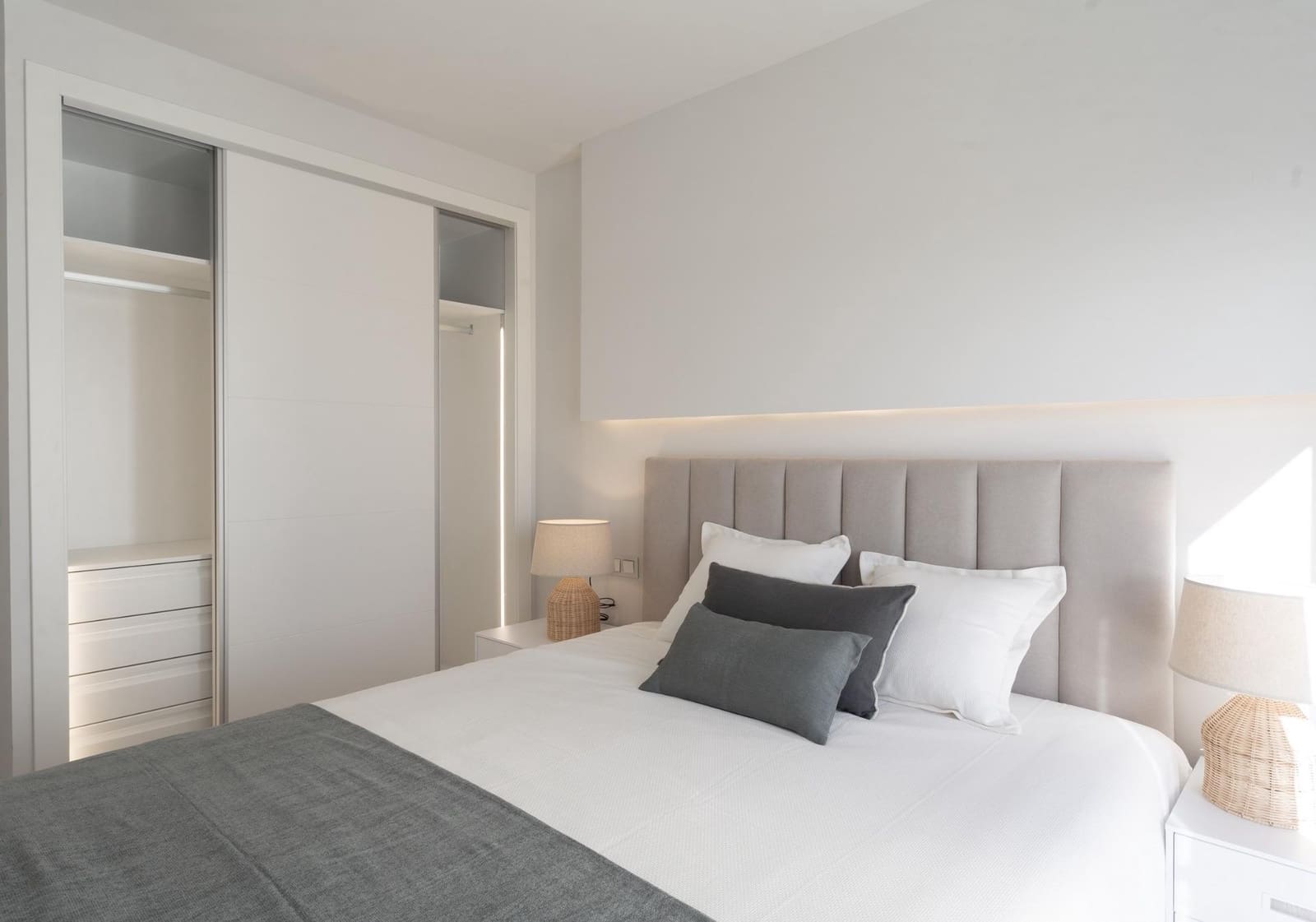 3 sypialnia Apartament na sprzedaż w Denia z basenem garażem - 625 000 € (Ref: 9981902)