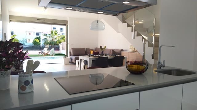 3 soverom Villa til salgs i Los Almendros (Orihuela Costa), Orihuela med svømmebasseng garasje - € 669 900 (Ref: 9981903)