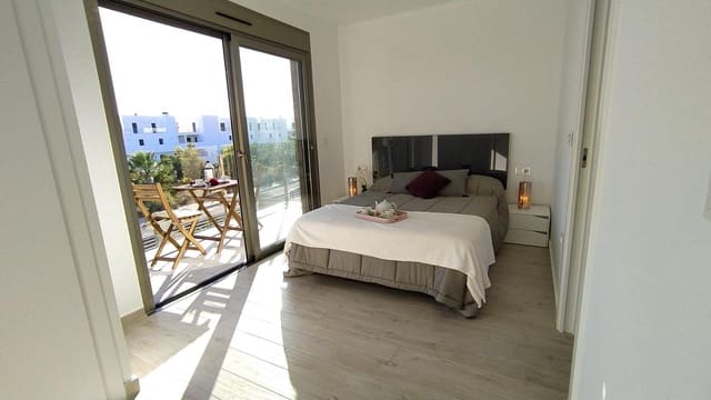 3 soverom Villa til salgs i Los Almendros (Orihuela Costa), Orihuela med svømmebasseng garasje - € 669 900 (Ref: 9981903)