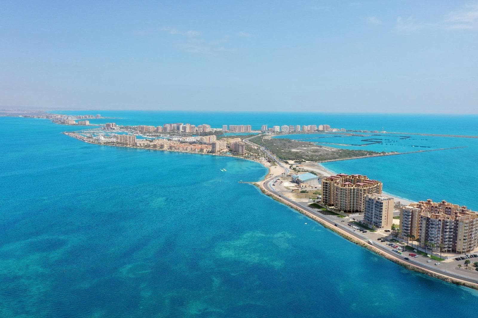 3 soverom Leilighet til salgs i La Manga del Mar Menor med svømmebasseng garasje - € 375 000 (Ref: 9985475)