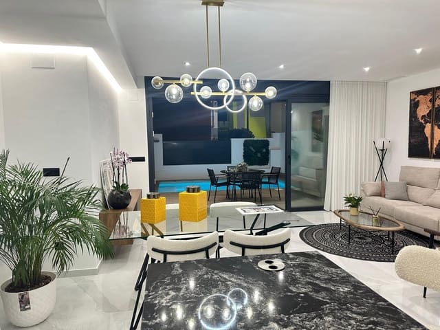3 soveværelse Villa til salg i San Pedro del Pinatar ciudad, San Pedro del Pinatar med swimmingpool garage - € 489.000 (Ref: 9985508)