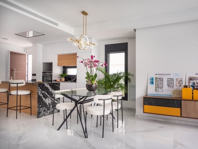 3 soveværelse Villa til salg i San Pedro del Pinatar ciudad, San Pedro del Pinatar med swimmingpool garage - € 489.000 (Ref: 9985508)