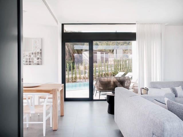 3 soverom Villa til salgs i La Manga Club, Cartagena med svømmebasseng garasje - € 700 000 (Ref: 9985543)