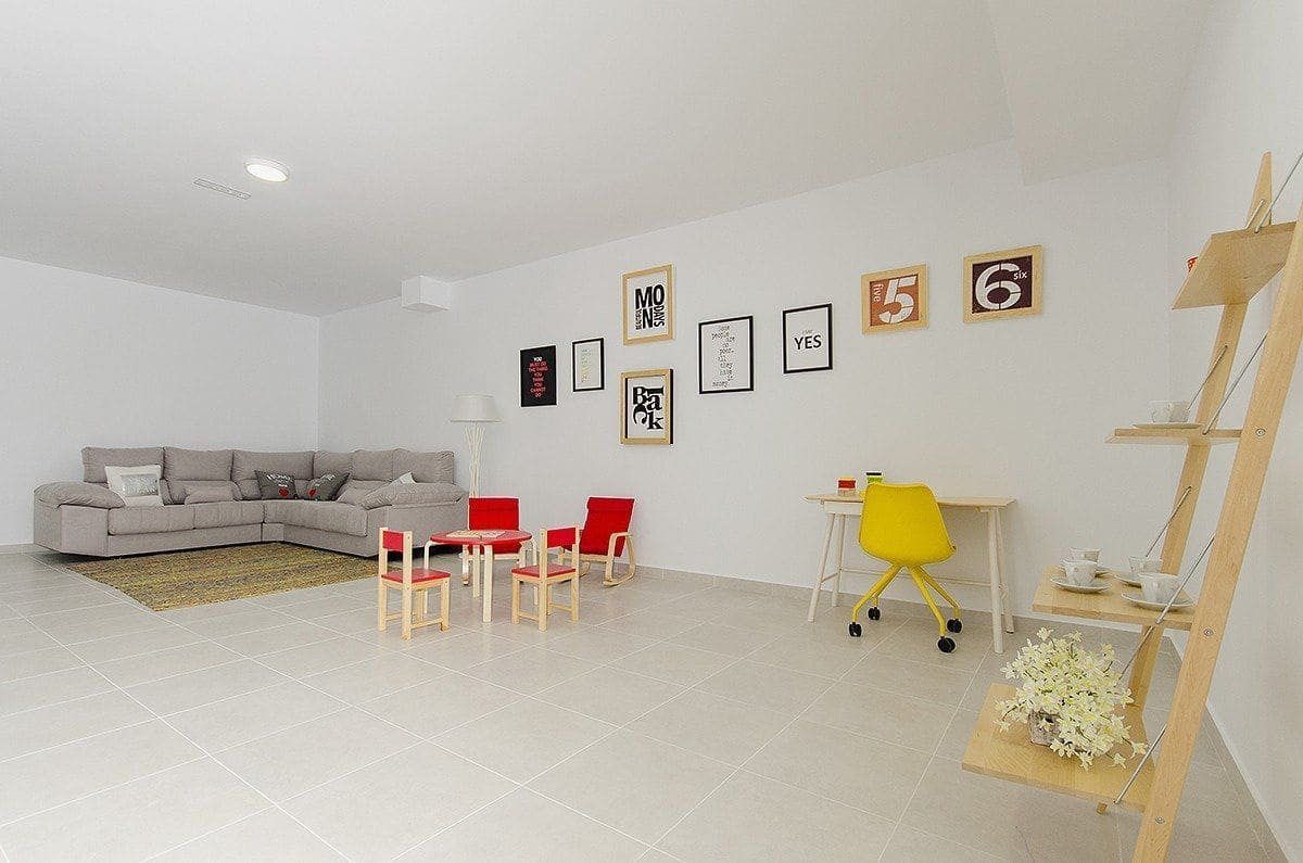 4 soveværelse Villa til salg i Playa Honda med swimmingpool garage - € 790.000 (Ref: 9985546)