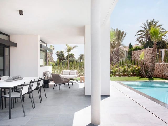 4 soverom Villa til salgs i La Manga Club, Cartagena med svømmebasseng garasje - € 840 000 (Ref: 9985553)