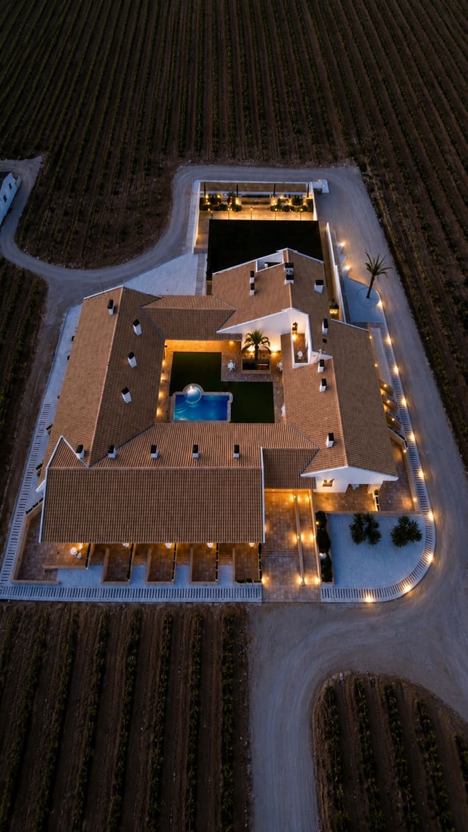 14 sovrum Villa till salu i Yecla med pool garage - 1 700 000 € (Ref: 9985560)