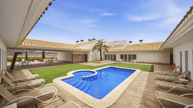 14 sovrum Villa till salu i Yecla med pool garage - 1 700 000 € (Ref: 9985560)