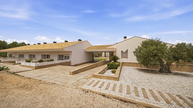 14 sovrum Villa till salu i Yecla med pool garage - 1 700 000 € (Ref: 9985560)