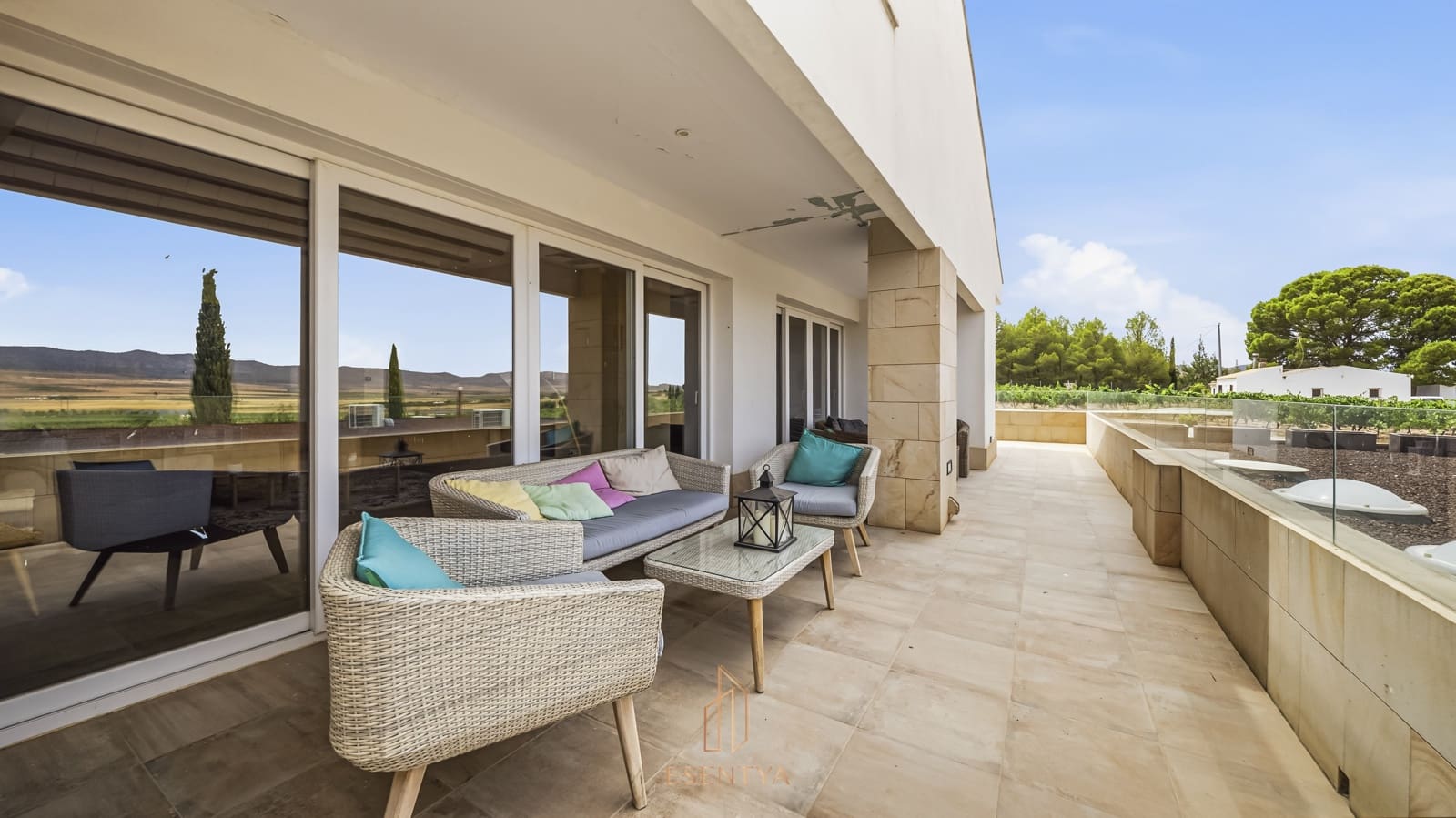 14 sovrum Villa till salu i Yecla med pool garage - 1 700 000 € (Ref: 9985560)