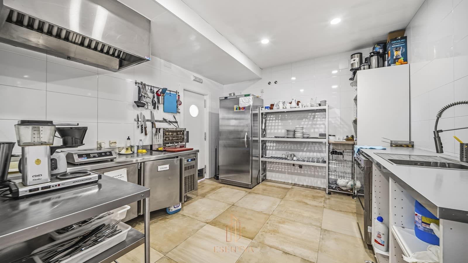 14 sovrum Villa till salu i Yecla med pool garage - 1 700 000 € (Ref: 9985560)