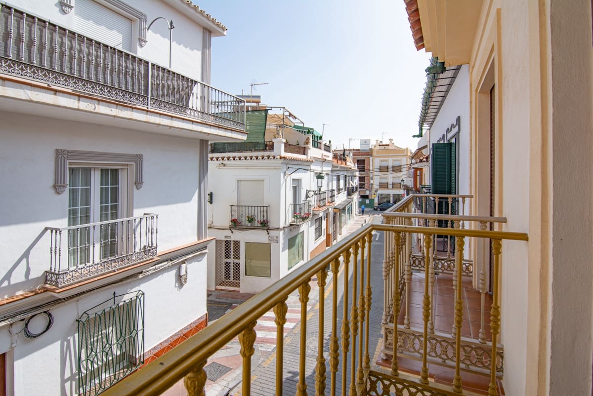 2 Zimmer Apartment zu verkaufen in Nerja - 425.000 € (Ref: 10054808)