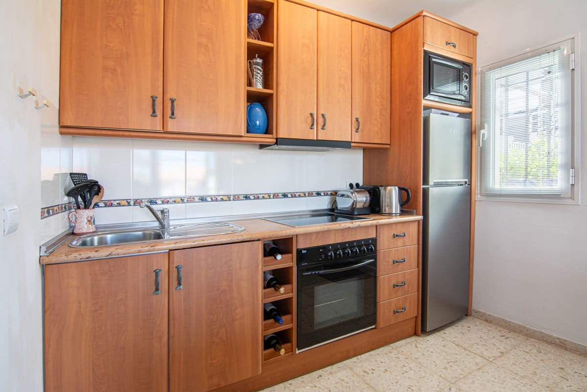 2 Zimmer Reihenhaus zu verkaufen in Nerja mit Pool Garage - 310.000 € (Ref: 10080510)