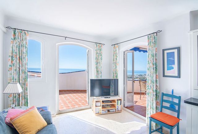 2 chambre Appartement à vendre à Nerja avec piscine garage - 310 000 € (Ref: 10115424)