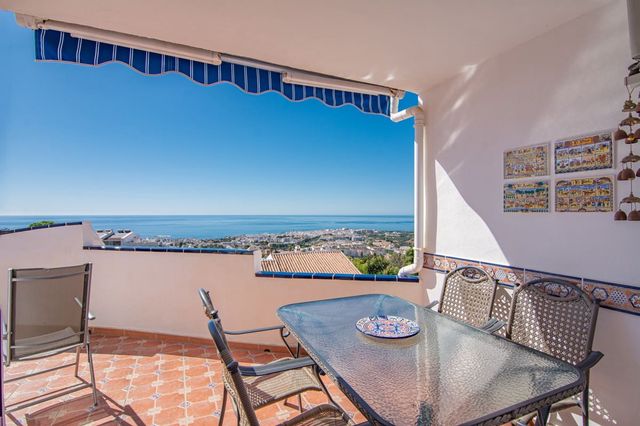 2 chambre Appartement à vendre à Nerja avec piscine garage - 310 000 € (Ref: 10115424)