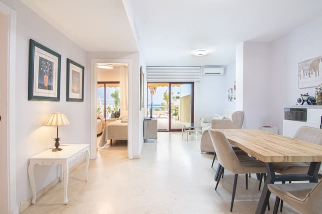 Apartamento de 2 habitaciones en Burriana, Nerja en venta - 790.000 € (Ref: 10153310)