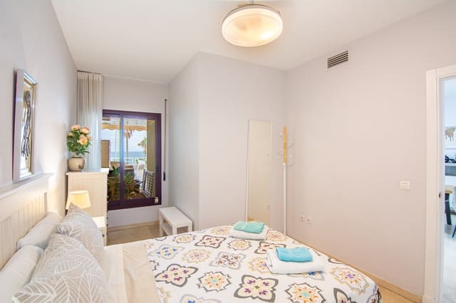 Apartamento de 2 habitaciones en Burriana, Nerja en venta - 790.000 € (Ref: 10153310)