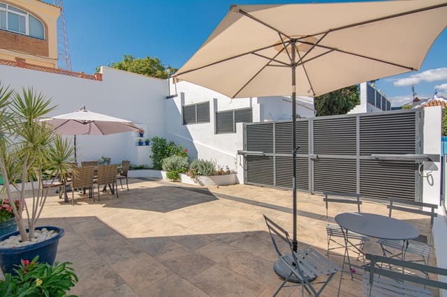 4 soverom Villa til salgs i Nerja med svømmebasseng garasje - € 1 150 000 (Ref: 10164237)