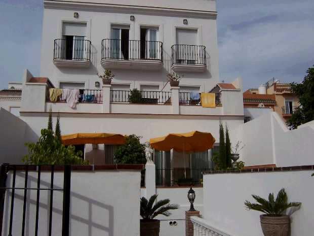 16 soveværelse Guesthouse/B & B til salg i Nerja - € 1.758.750 (Ref: 5295628)
