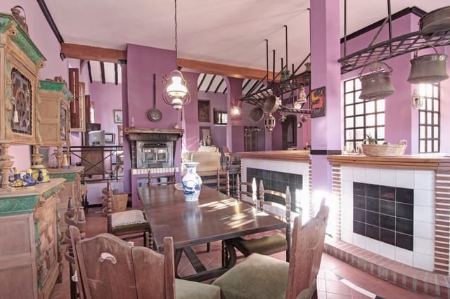 2 sypialnia Finka/Dom wiejski na sprzedaż w Nerja z basenem - 1 300 000 € (Ref: 5295693)