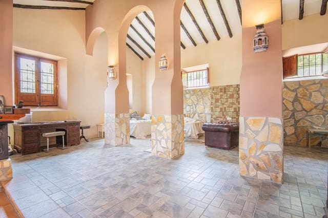 3 sypialnia Willa na sprzedaż w Nerja z basenem - 950 000 € (Ref: 5295693)