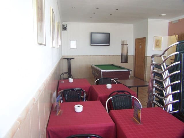 2 soveværelse Restaurant/Bar til salg i Nerja med swimmingpool - € 347.000 (Ref: 5295710)