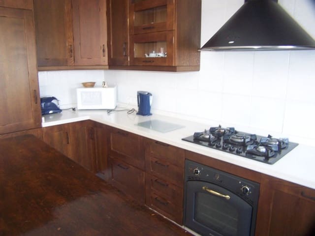 2 soveværelse Restaurant/Bar til salg i Nerja med swimmingpool - € 347.000 (Ref: 5295710)