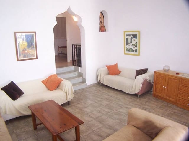 2 soveværelse Restaurant/Bar til salg i Nerja med swimmingpool - € 347.000 (Ref: 5295710)