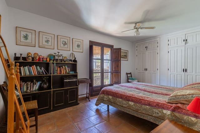 7 soveværelse Villa til salg i Torrox med swimmingpool - € 880.000 (Ref: 6795768)