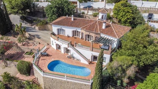 5 slaapkamer Villa te koop in Frigiliana met zwembad garage - € 945.000 (Ref: 7585489)