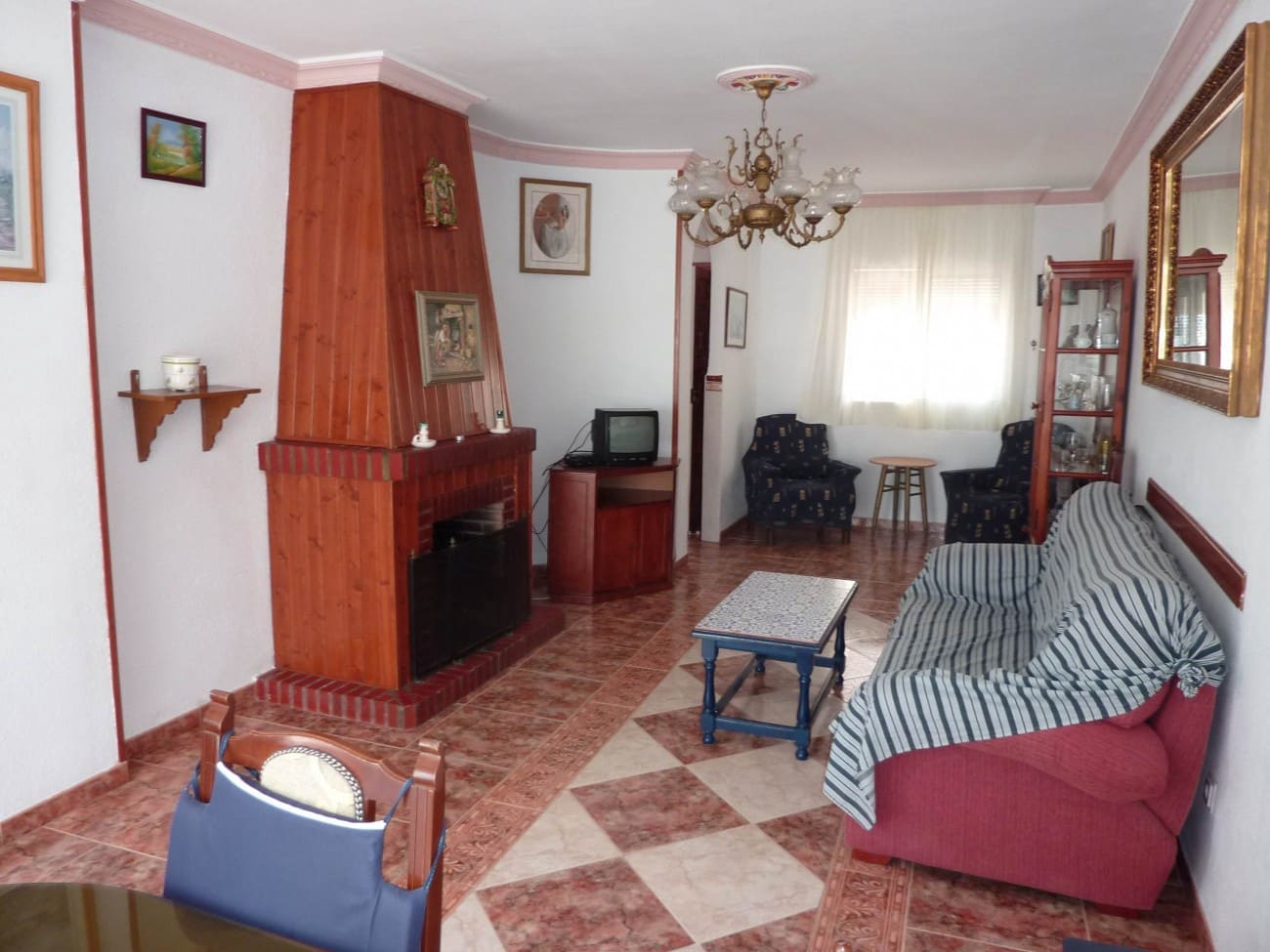 2 soveværelse Byhus til salg i Nerja med swimmingpool - € 379.000 (Ref: 7764874)