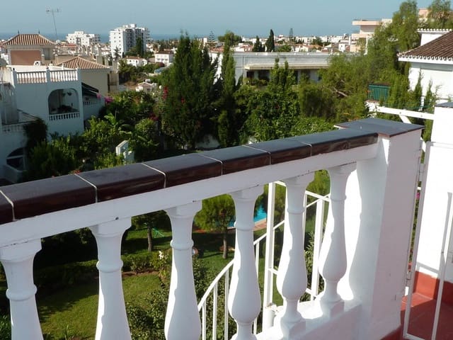 2 soveværelse Byhus til salg i Burriana, Nerja med swimmingpool - € 379.000 (Ref: 7764874)
