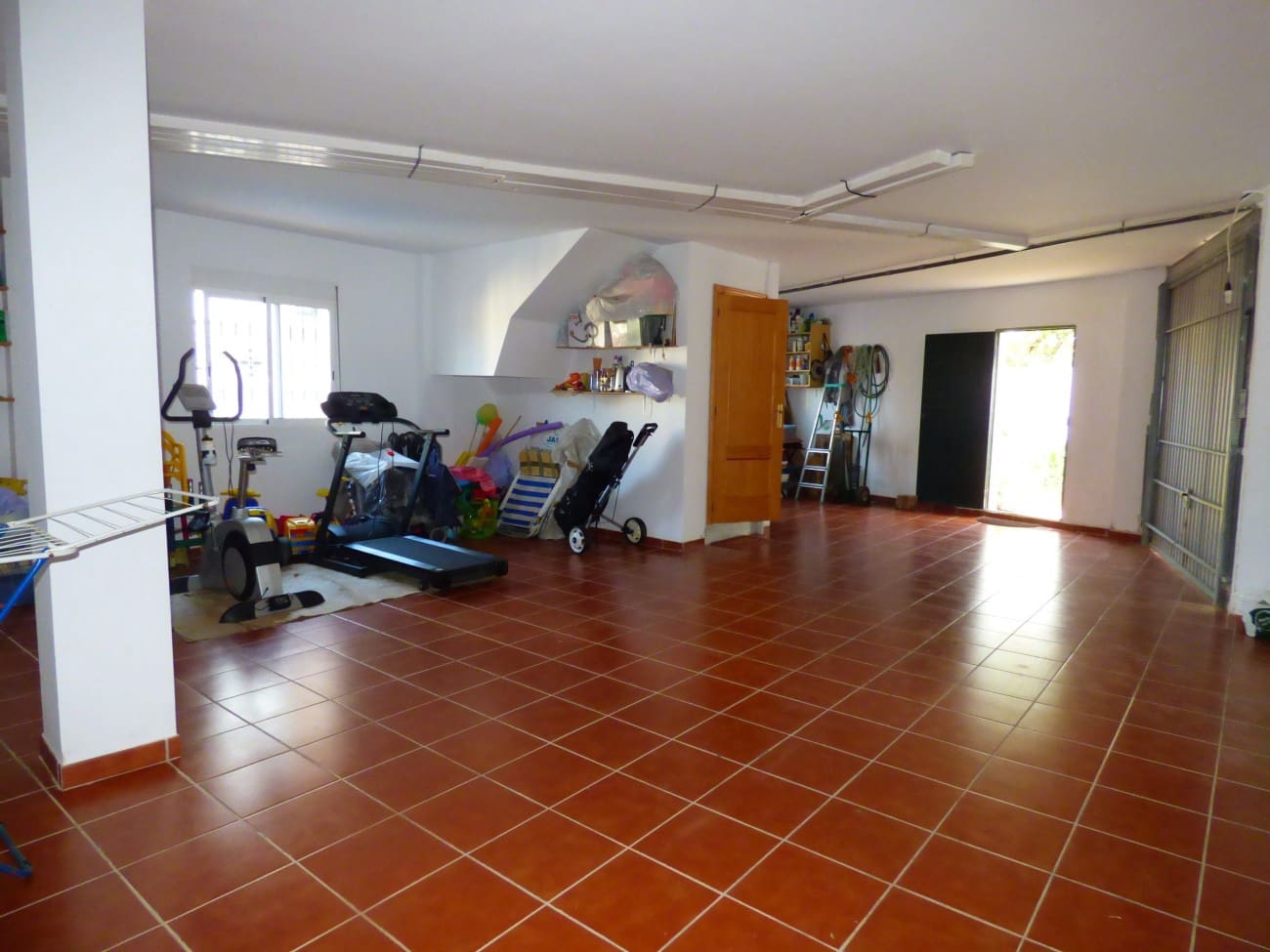 3 soveværelse Villa til salg i Torrox-Costa med swimmingpool garage - € 425.000 (Ref: 7842407)