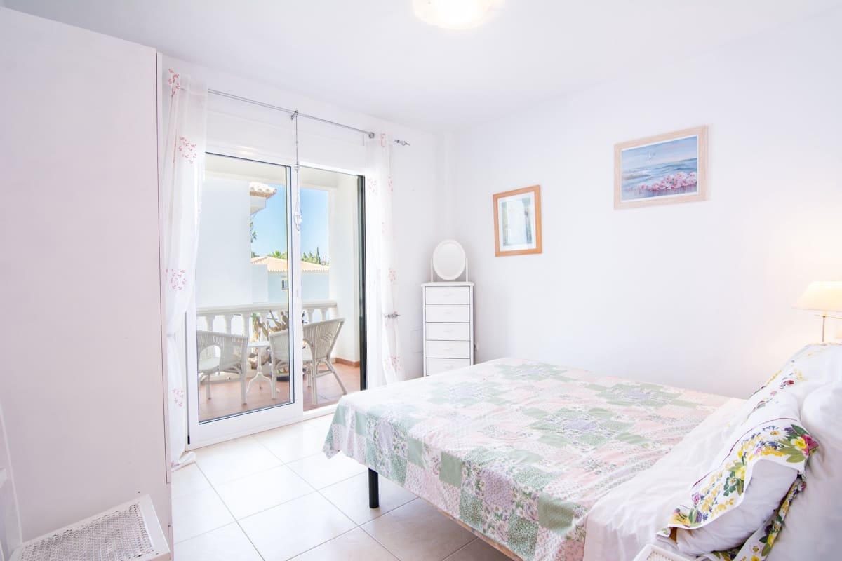 3 sovrum Villa till salu i Torrox-Costa med pool garage - 425 000 € (Ref: 7842407)