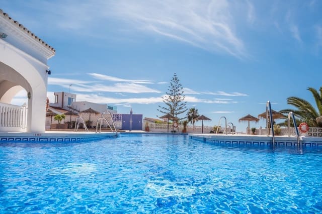 1 Zimmer Apartment zu verkaufen in Nerja mit Pool - 330.000 € (Ref: 7848108)