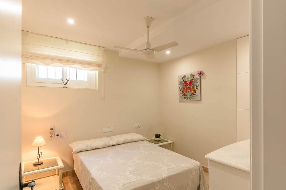 6 bedroom Villa for sale in Nerja with pool garage - € 825,000 (Ref: 7875533)