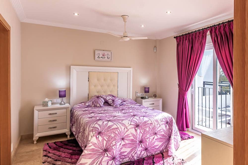 6 bedroom Villa for sale in Nerja with pool garage - € 825,000 (Ref: 7875533)