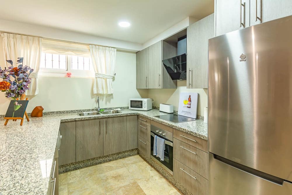 6 bedroom Villa for sale in Nerja with pool garage - € 825,000 (Ref: 7875533)