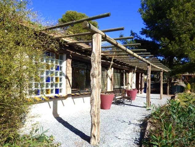 5 makuuhuone Maalaistalo myytävänä paikassa Nerja mukana uima-altaan - 1 250 000 € (Ref: 8093945)