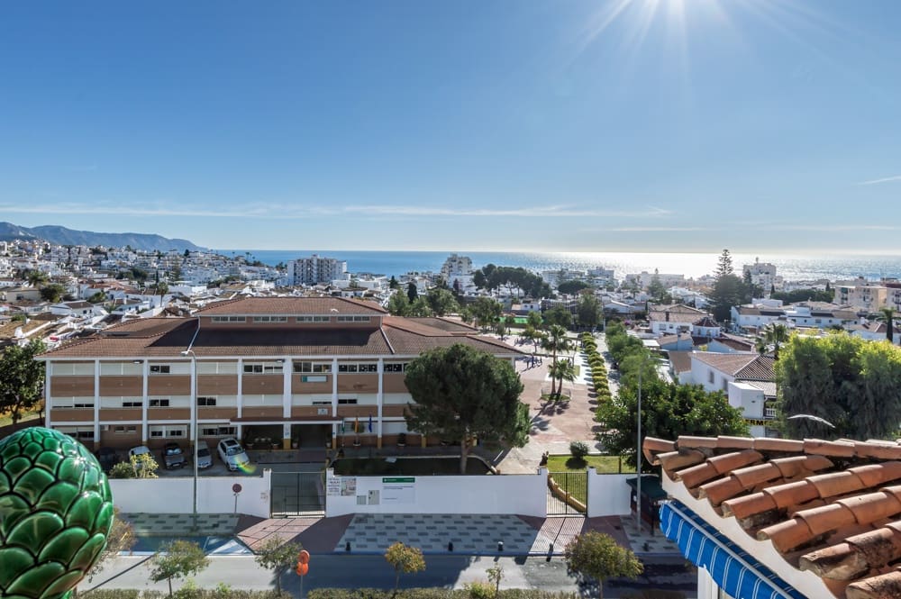 3 soveværelse Penthouse til salg i Nerja - € 699.000 (Ref: 8727353)