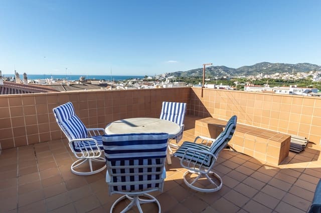 3 soveværelse Penthouse til salg i Nerja - € 699.000 (Ref: 8727353)