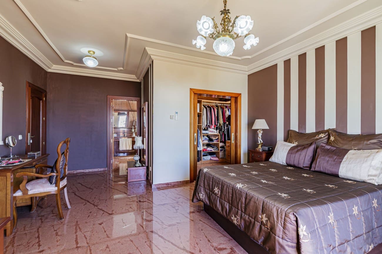 4 Zimmer Villa zu verkaufen in Nerja mit Pool Garage - 2.700.000 € (Ref: 8836336)