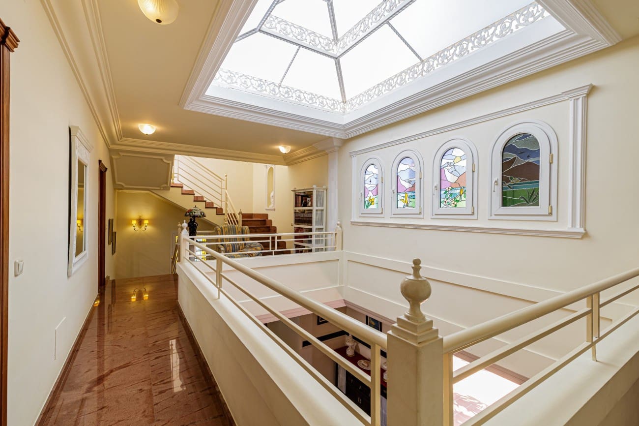 4 Zimmer Villa zu verkaufen in Nerja mit Pool Garage - 2.700.000 € (Ref: 8836336)