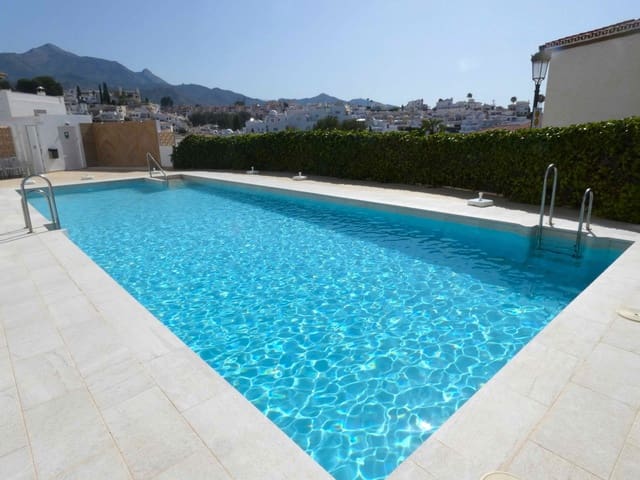 2 Zimmer Apartment zu verkaufen in Nerja mit Pool - 325.000 € (Ref: 8921239)