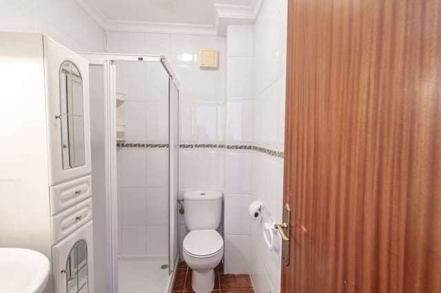 2 Zimmer Apartment zu verkaufen in Nerja mit Pool - 325.000 € (Ref: 8921239)