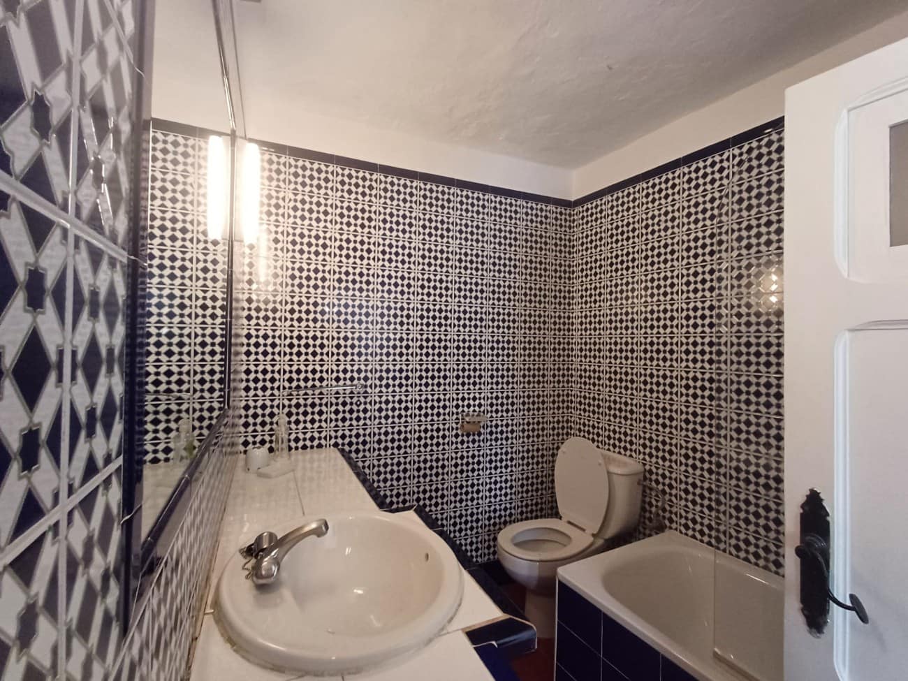 Casa de 4 habitaciones en Nerja en venta con piscina - 649.000 € (Ref: 8968034)