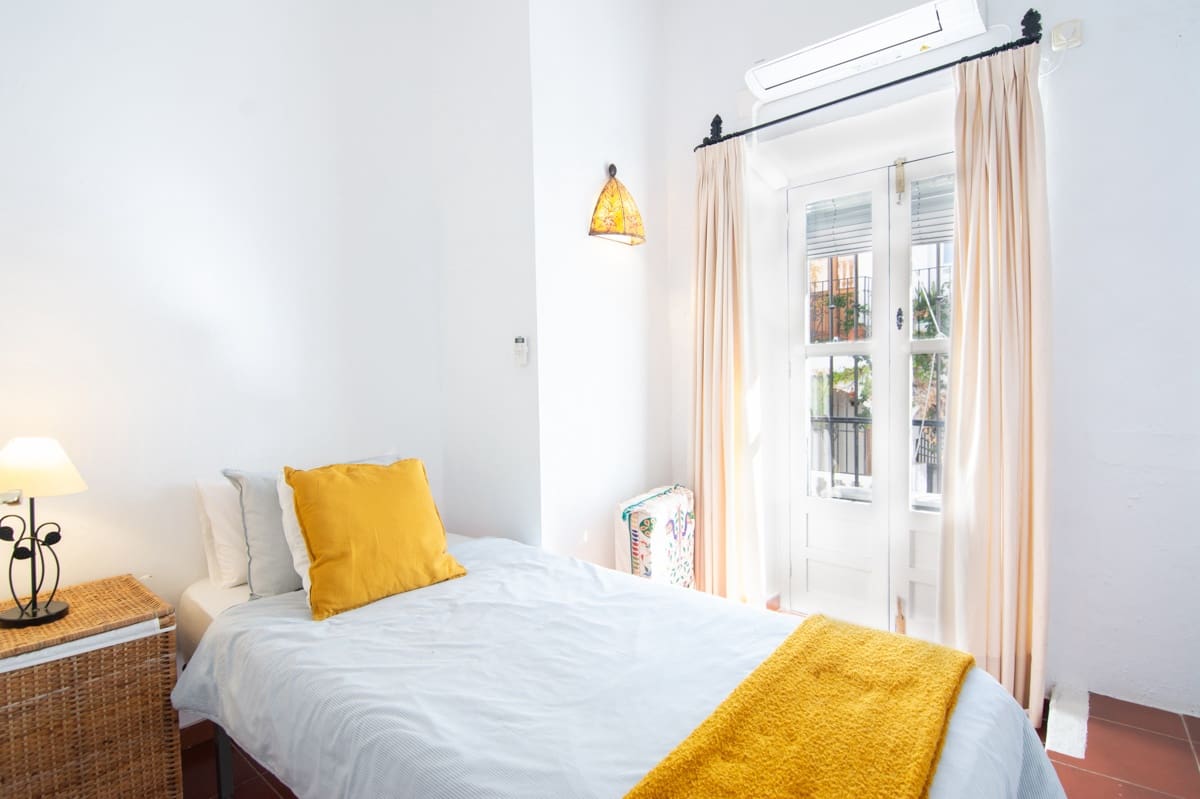 Casa de 4 habitaciones en Nerja en venta con piscina - 649.000 € (Ref: 8968034)