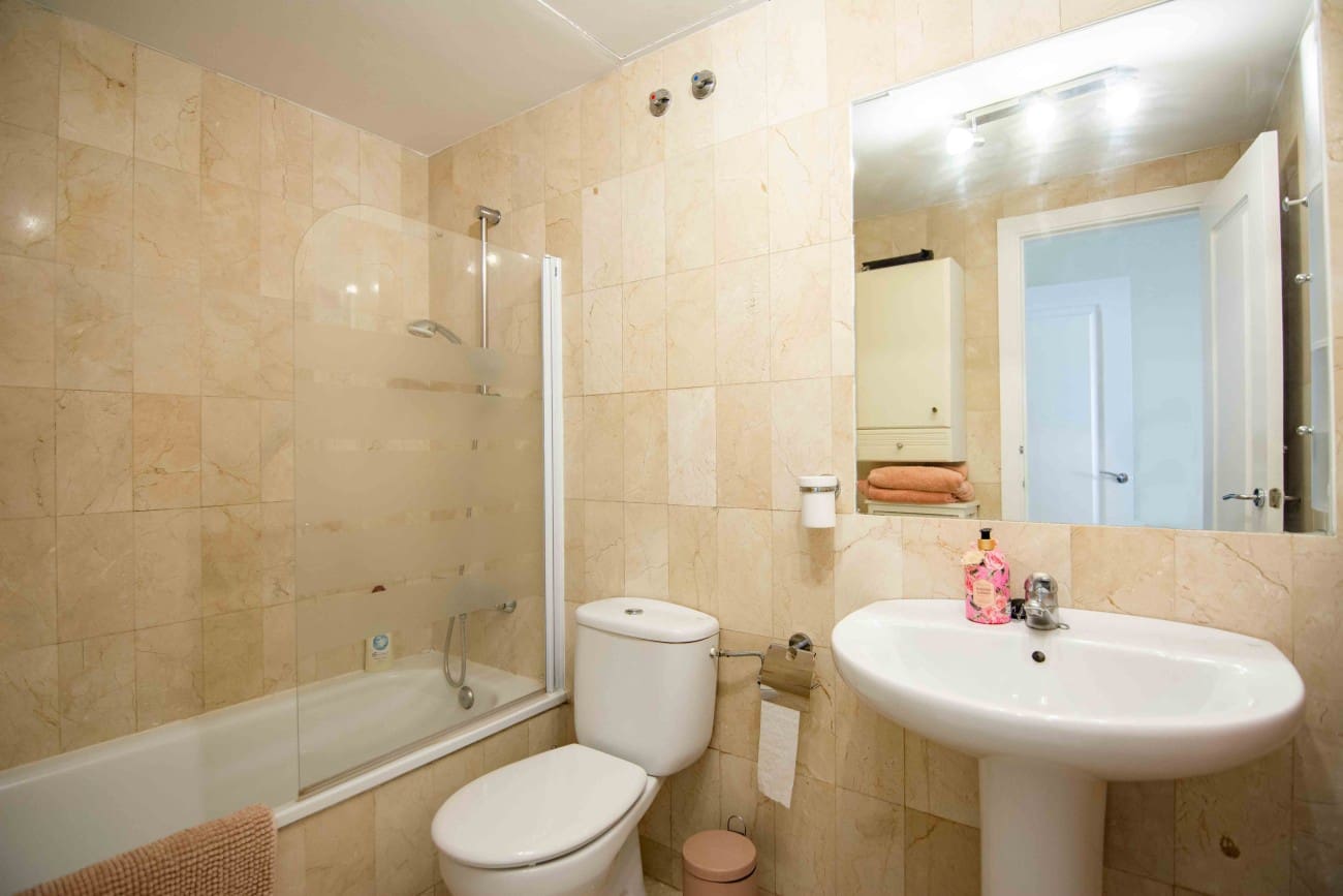 2 soveværelse Lejlighed til salg i Nerja - € 649.000 (Ref: 9124672)